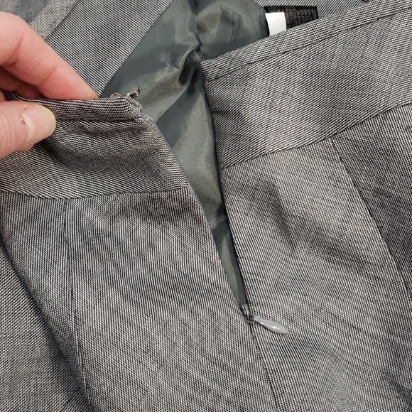 Tahari Suit Skirt Blazer Size 12 Gray - Picture 13 of 14